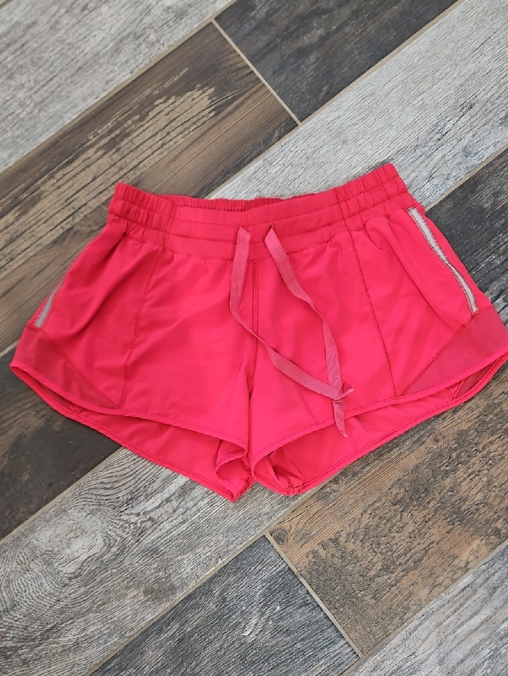 Lululemon Shorts Size 6